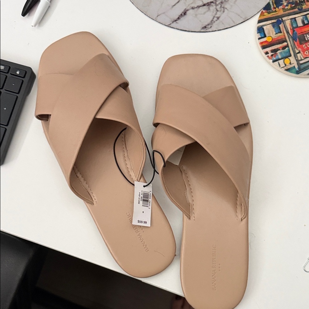 Banana Republic Beige Women's Sandals